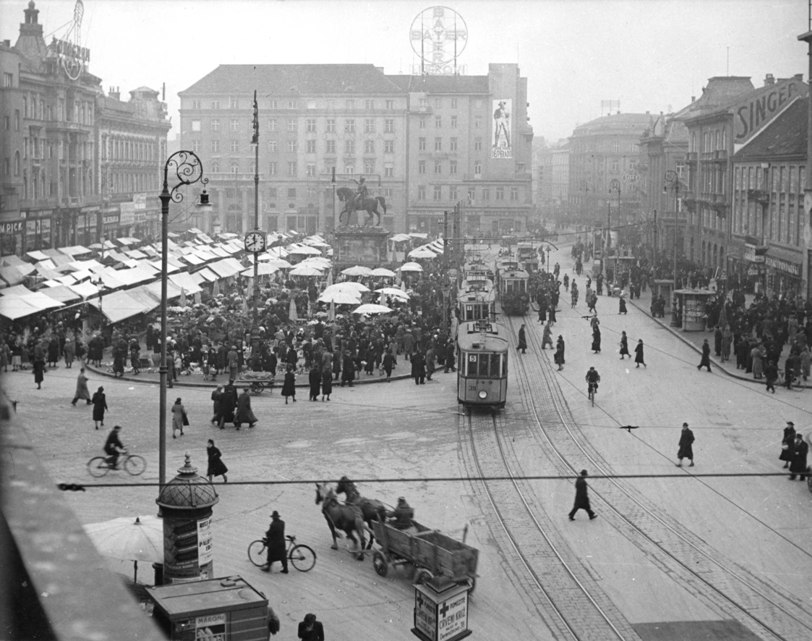 Trg bana Jelačića 1940. godine A